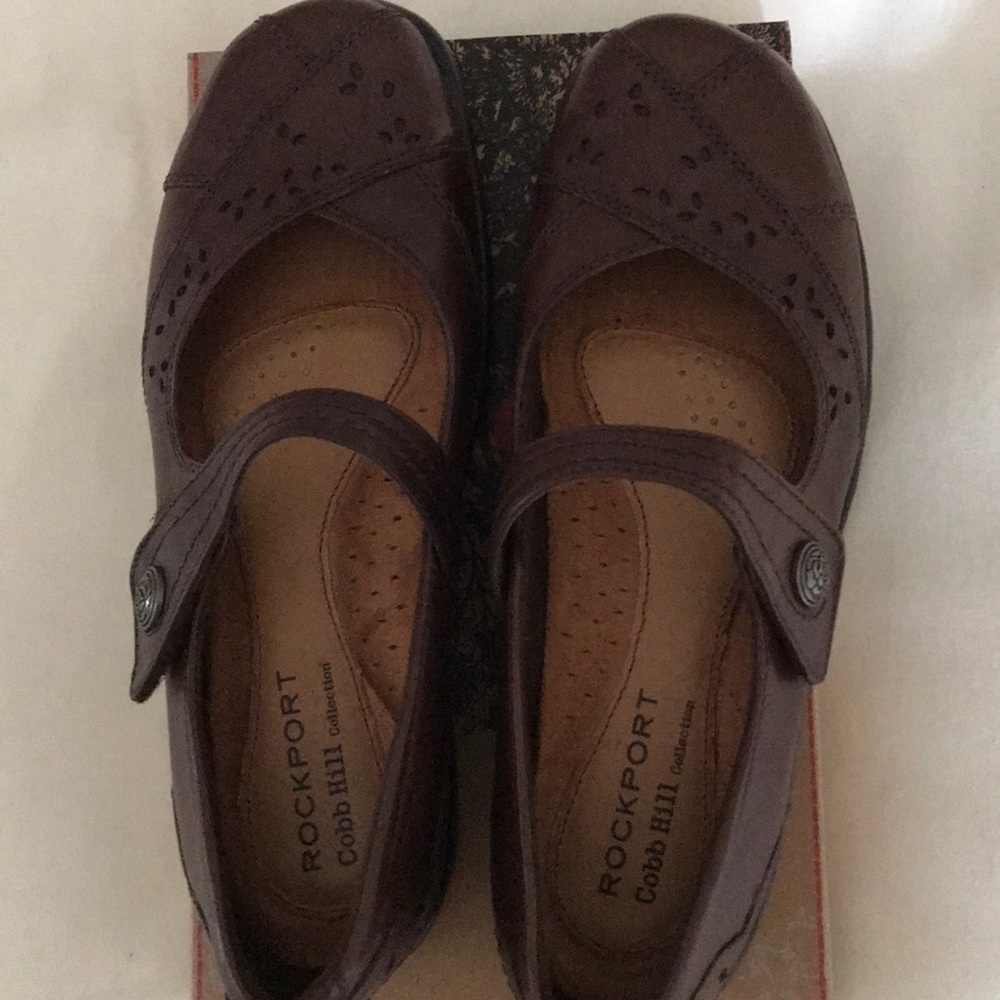 Shoes - Picture 3 of 5